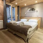 Crychar Hotel