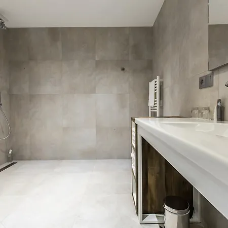Hotel Crychar 4*