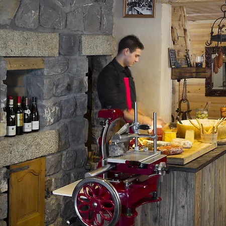 Hotel Crychar 4*