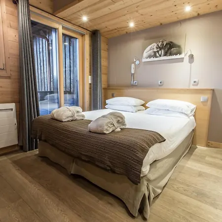 Crychar Hotel