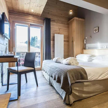 Hotel Crychar 4*