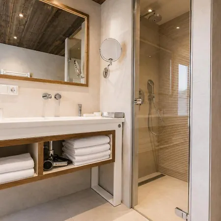 Hotel Spa Crychar - Authentic Hotels Collection מלון 4*